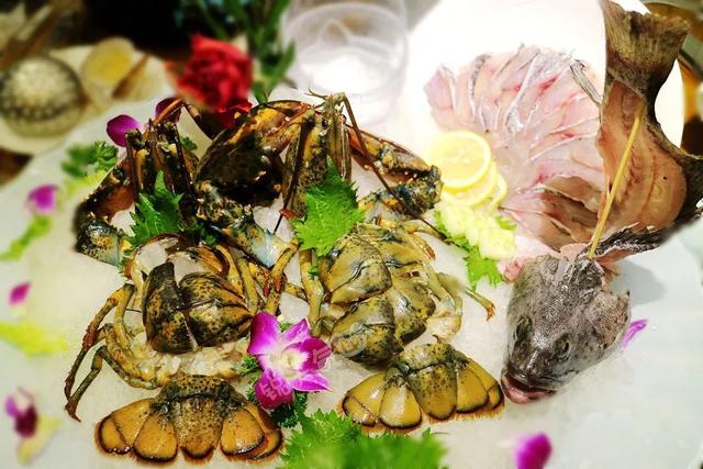 毋米粥的做法，毋米粥的做法和功效（细火慢熬六小时的毋米粥火锅）