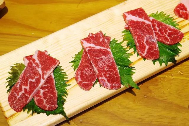 毋米粥的做法，毋米粥的做法和功效（细火慢熬六小时的毋米粥火锅）