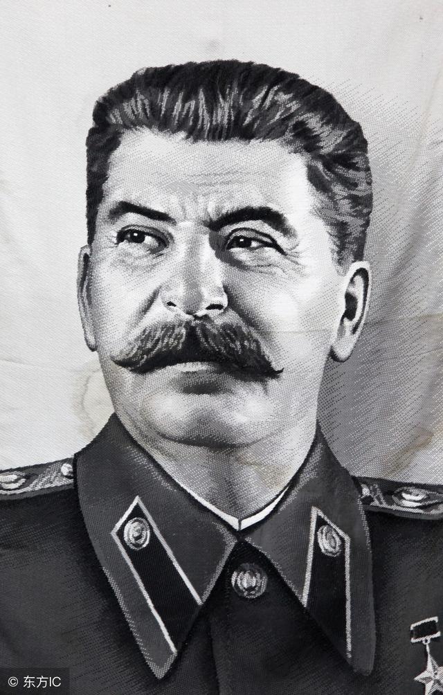 高尔基的全名是什么，高尔基全名叫什么（俄罗斯文坛伟人——高尔基）