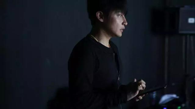 还珠格格的尔泰是谁，还珠格格里的尔泰为啥一直不红