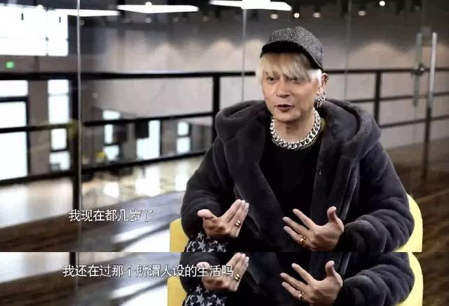 还珠格格的尔泰是谁，还珠格格里的尔泰为啥一直不红