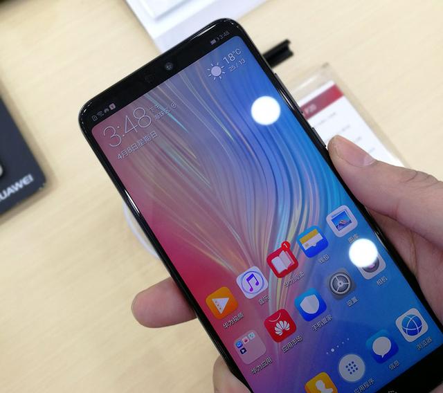 华为p20防水吗，华为P20防水（拍夜景不用带脚架的最强旗舰）