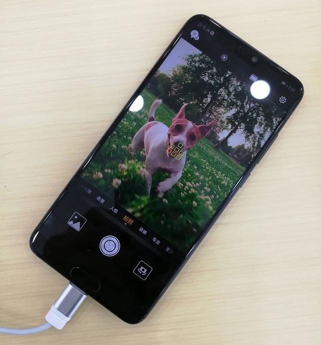 华为p20防水吗，华为P20防水（拍夜景不用带脚架的最强旗舰）