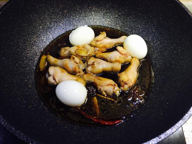 红烧鸡腿，专为放学回家的孩子做的红烧小鸡腿（红烧鸡腿的制作方法视频完整版）