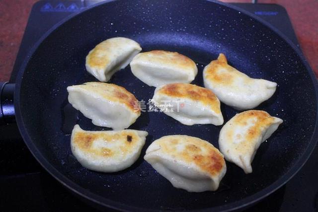 煎饺怎么做最好吃的，生煎、熟煎都可以如此美味