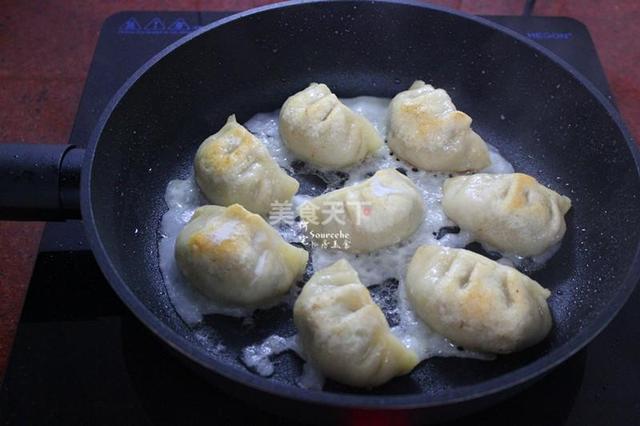 煎饺怎么做最好吃的，生煎、熟煎都可以如此美味