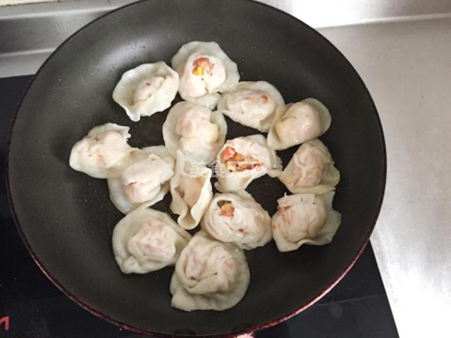 煎饺怎么做最好吃的，生煎、熟煎都可以如此美味