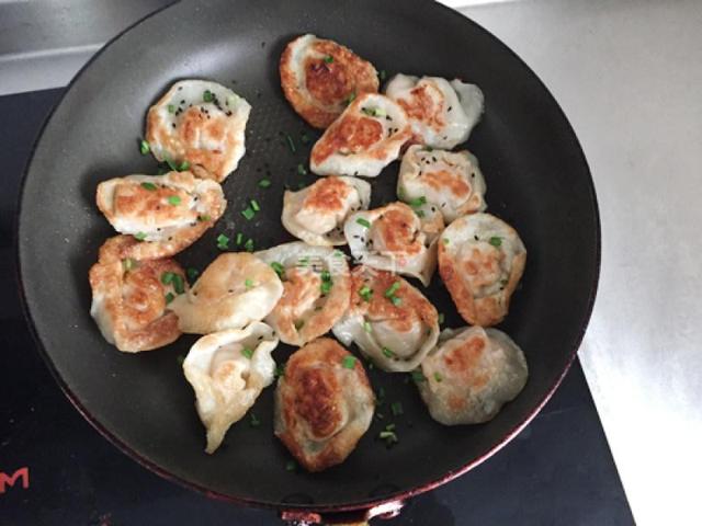 煎饺怎么做最好吃的，生煎、熟煎都可以如此美味