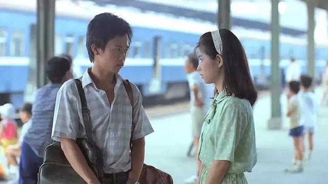 恋恋风尘歌词，恋恋风尘歌词表达是什么意思（恋恋风尘：爱过的人是青春）