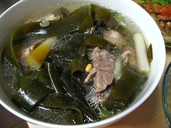 电压力锅炖排骨的做法，10种排骨汤的做法