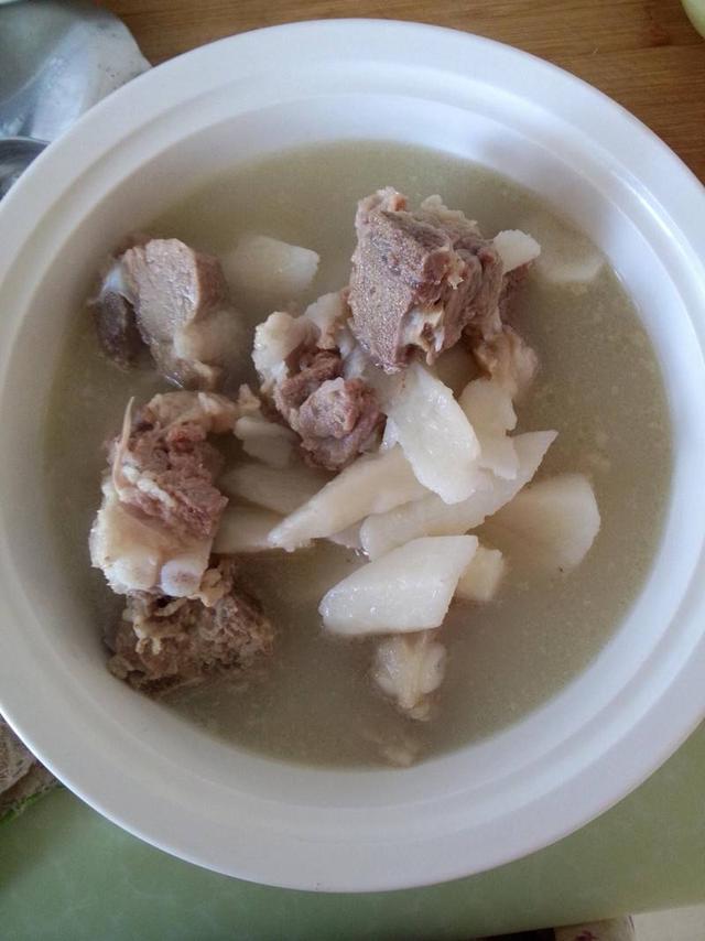 电压力锅炖排骨的做法，10种排骨汤的做法