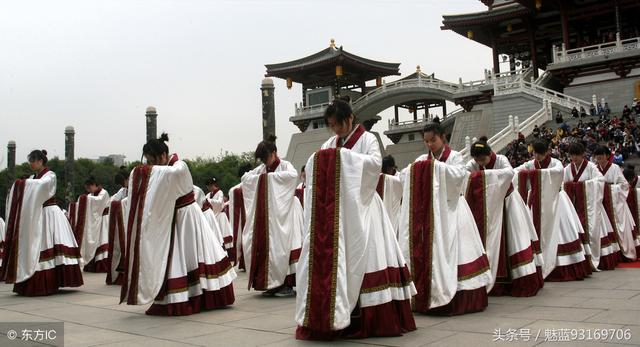 大唐芙蓉园介绍，大唐芙蓉园介绍作文（<三>西安大唐芙蓉园）