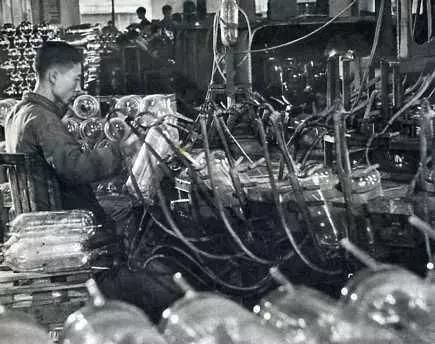 暖瓶是什么时候发明的,马未都:暖壶 暖瓶是什么时候发明的,马未都:暖壶