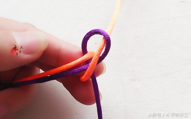 怎么编漂亮的花结手链，怎么编漂亮的花结手链？过程详细（你们要的四线金刚结红绳手链教程来了）