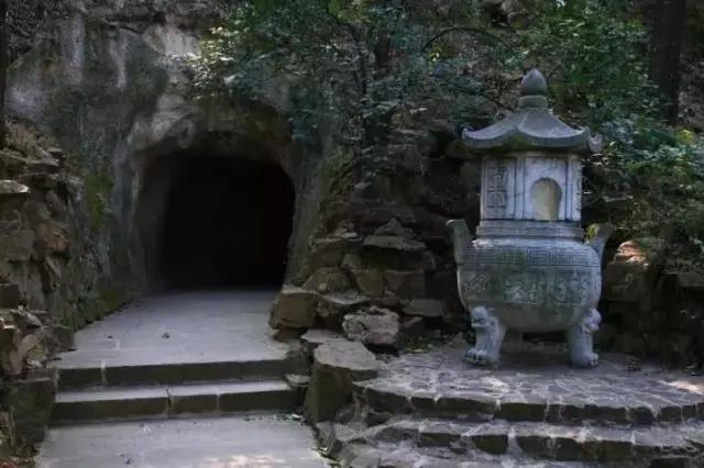 昔人已乘黄鹤去中的昔人指的是谁，昔人已乘黄鹤去中的昔人指的是谁（“昔人已乘黄鹤去”中的“昔人”你知道是谁么）