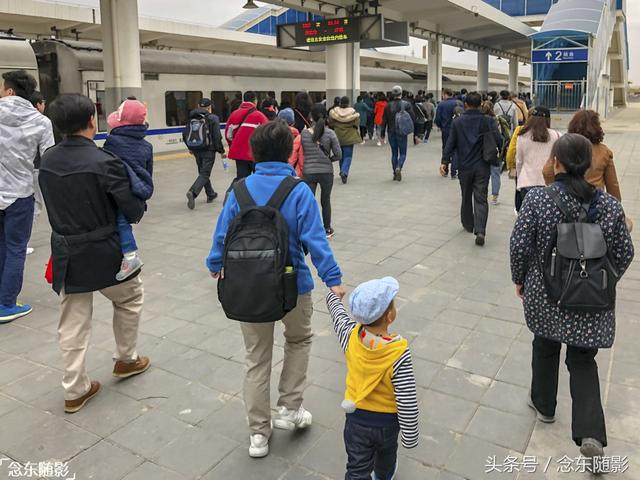 怎么去八达岭长城，天津怎么去八达岭长城最快（来北京旅游怎么去八达岭长城）