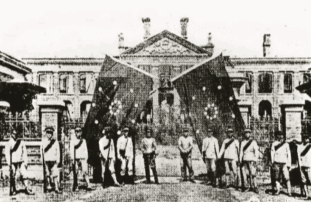 慈禧活到多少岁，清朝的慈禧太后活了多大岁数（她还能为清朝续命吗）