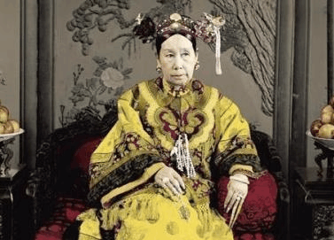 慈禧活到多少岁，清朝的慈禧太后活了多大岁数（她还能为清朝续命吗）
