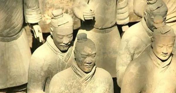 秦穆公真实死因，死后却被人称为暴君