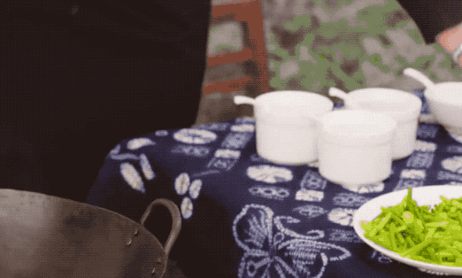 米豆怎么炒，如何做炒米粉（我在云南学了这样炒蒜薹）