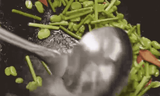 米豆怎么炒，如何做炒米粉（我在云南学了这样炒蒜薹）