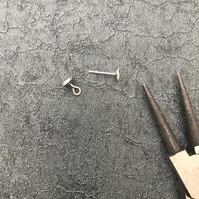 康乃馨的图片，“胭脂透”<康乃馨制作>（红色康乃馨图片）