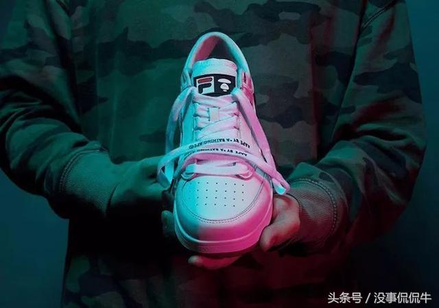 猿人头是什么牌子，那个Logo像猿人头的牌子叫啥（时尚潮牌——安逸猿和他的儿子）