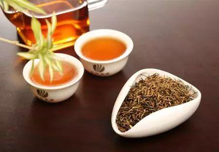 全发酵茶有哪些，白茶是不是发酵茶（它们分别属于哪个发酵程度）