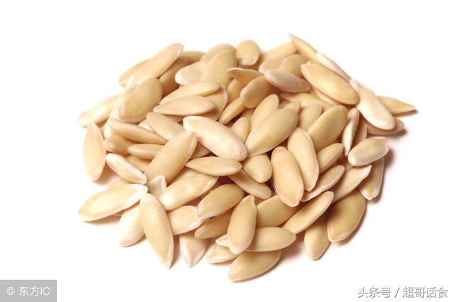 瓜子是坚果类吗，瓜子是不是属于坚果类（吃瓜子对身体有益吗）