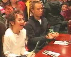 李克勤 - 一个人飞歌词是什么，李克勤红日原唱（李克勤颠沛流离的音乐生涯）