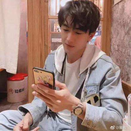 小猪佩奇是哪个国家的，小猪佩奇是哪国的（《小猪佩奇》一部14年前开播的英国动画）