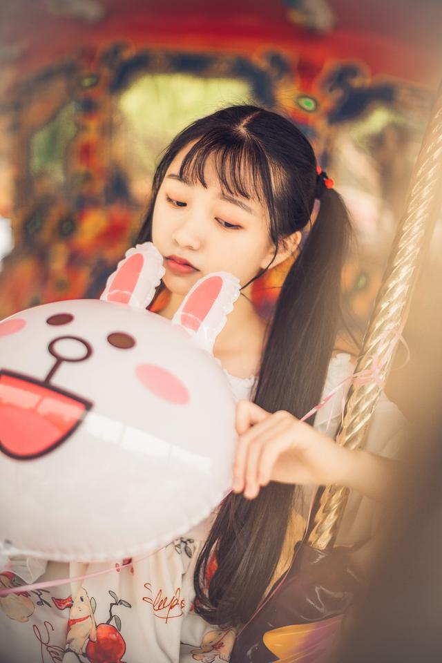  青春美女人像外拍，美少女外拍写真人像摄影 