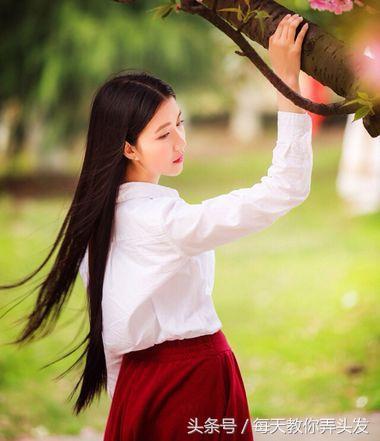 菱形脸适合什么发型，菱形脸适合什么发型女生图片（13款菱形脸三角脸中分中长发发型）