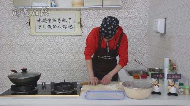 冰花煎饺的做法，冰花煎饺：传统饺子的经典做法