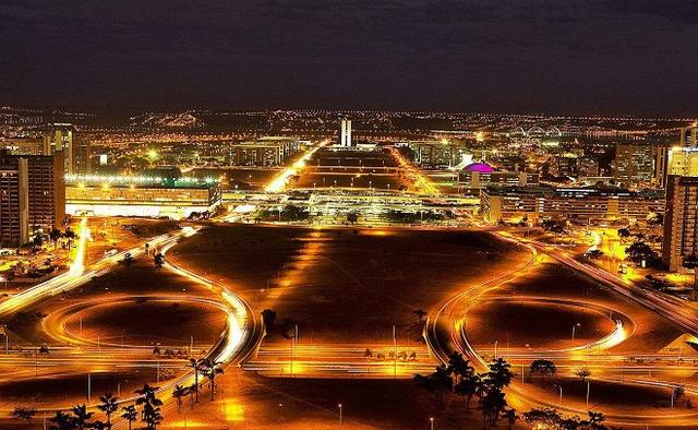 巴西首都是里约热内卢还是巴西利亚，巴西首都是哪个城市（犹如一架飞翔的飞机）