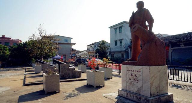 蝉古诗意思，蝉古诗意思翻译壮状元大课堂（美食家蔡澜到访过的餐厅就在一旁丨蝉意）