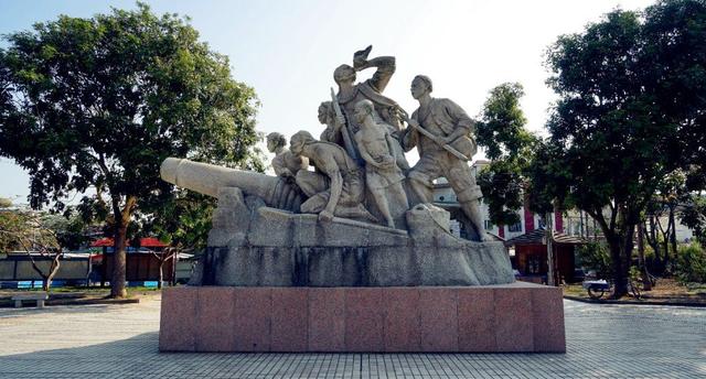 蝉古诗意思，蝉古诗意思翻译壮状元大课堂（美食家蔡澜到访过的餐厅就在一旁丨蝉意）