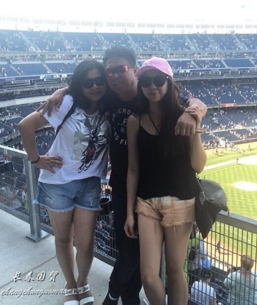 姜育恒老婆李凤凰，姜育恒老婆（姜育恒23岁女儿曝光）