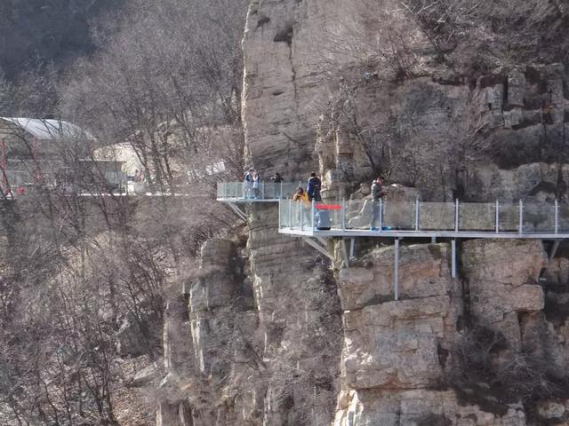 狼牙山玻璃栈道门票多少钱，狼牙山 玻璃栈道（北京九大玻璃栈道）