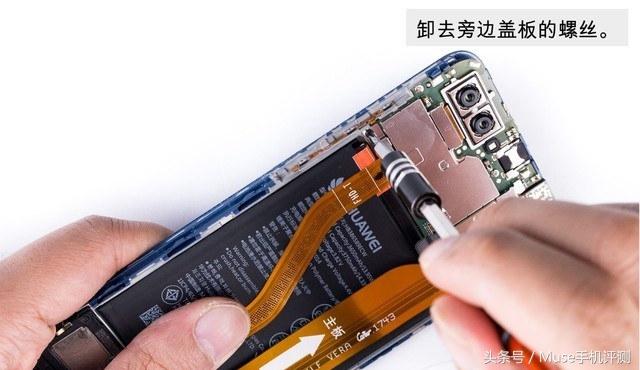 荣耀10拆机图文教程，荣耀10拆机教程图解（拆解一台华为荣耀10）