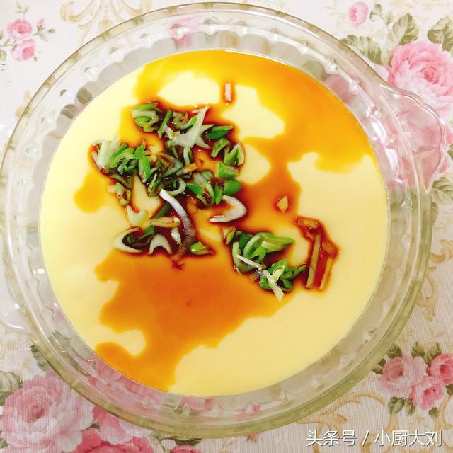 蒸鸡蛋羹需要多长时间，冷水蒸鸡蛋羹需要多长时间（怎样蒸鲜嫩爽滑，没有蜂窝）