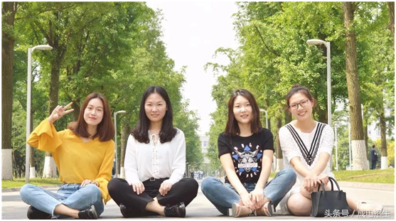 电子科技大学管理学院（既是学霸又是女神）