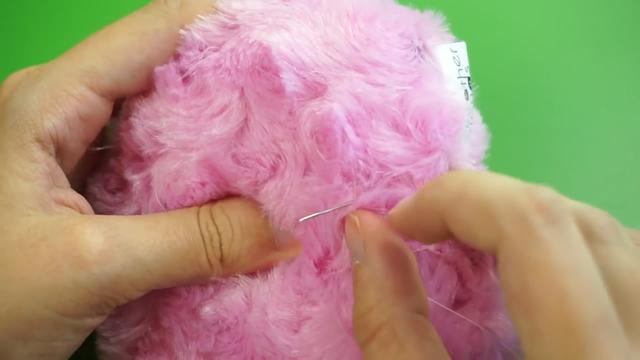 手工制作毛绒玩具开心玩偶，手工制作 玩偶（教你毛绒刺猬公仔的制作方法）