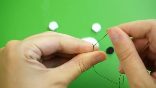 手工制作毛绒玩具开心玩偶，手工制作 玩偶（教你毛绒刺猬公仔的制作方法）