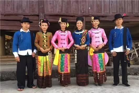 傣族的特点，云南十多个地方傣族照片收集（傣族的特点和风俗图片）