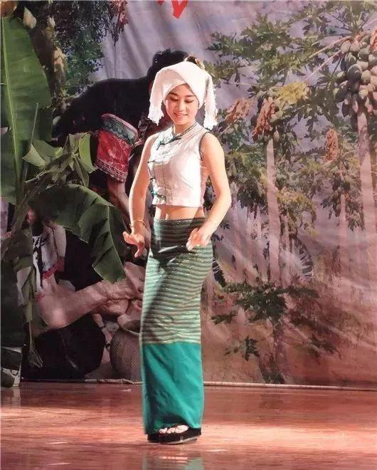 傣族的特点，云南十多个地方傣族照片收集（傣族的特点和风俗图片）