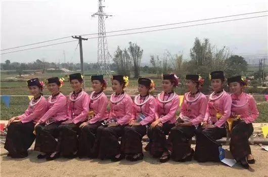 傣族的特点，云南十多个地方傣族照片收集（傣族的特点和风俗图片）