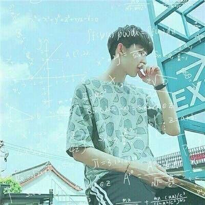 伤感的头像男生 绝望，男生带字的伤感QQ头像微信（男生背影带字伤感非主流头像精选）