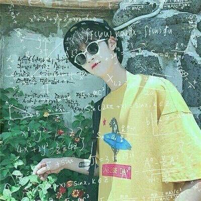 伤感的头像男生 绝望，男生带字的伤感QQ头像微信（男生背影带字伤感非主流头像精选）