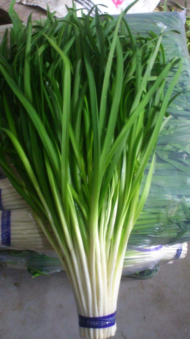 孕晚期吃韭菜会引起宫缩吗，孕妇吃韭菜引起宫缩（孕妇不要吃这五种食物）